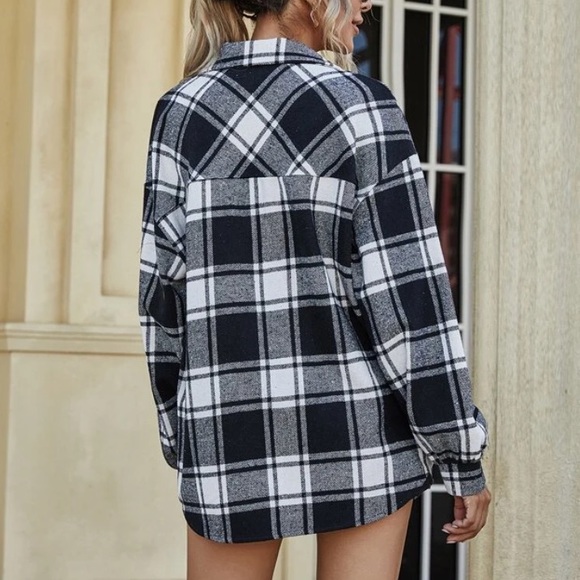SHEIN Women’s Plaid Flannel Button Wool Mix Shirt - black & white, size S / US 4 - Picture 2 of 7